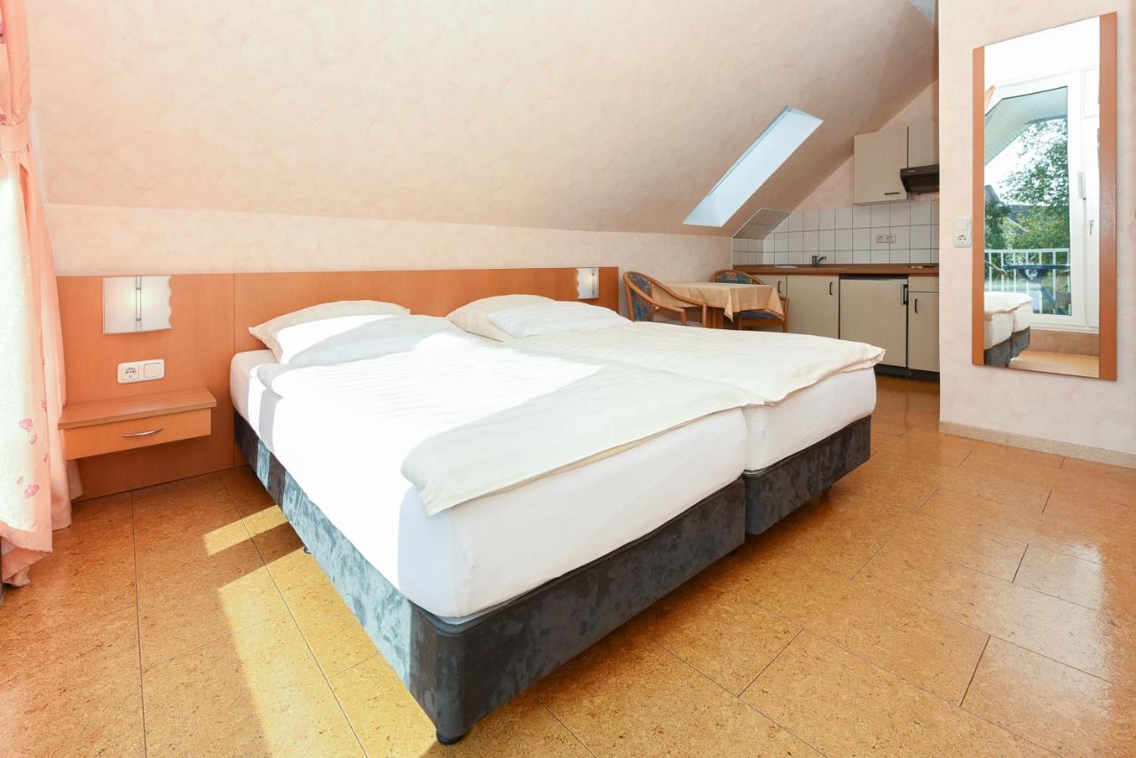 Hotel-Pension Altes Siel Bensersiel Kültér fotó