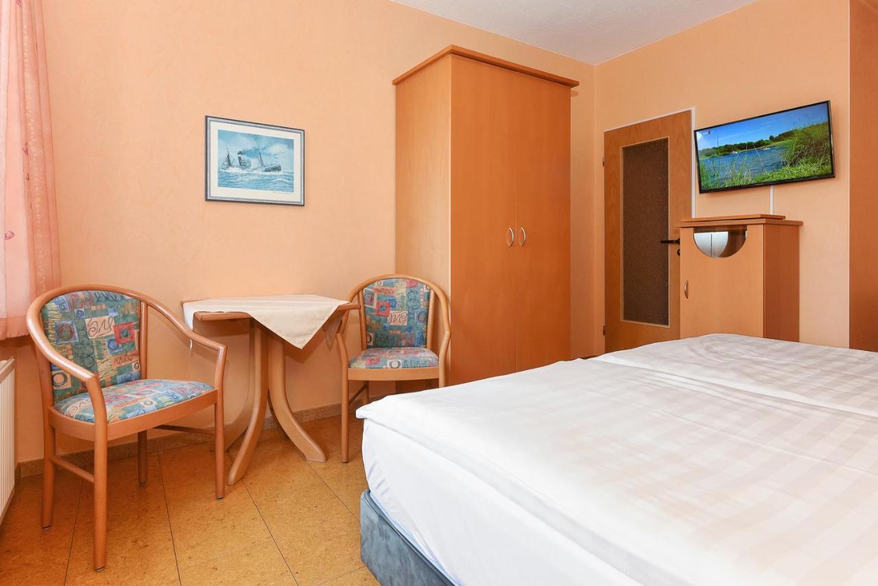 Hotel-Pension Altes Siel Bensersiel Kültér fotó